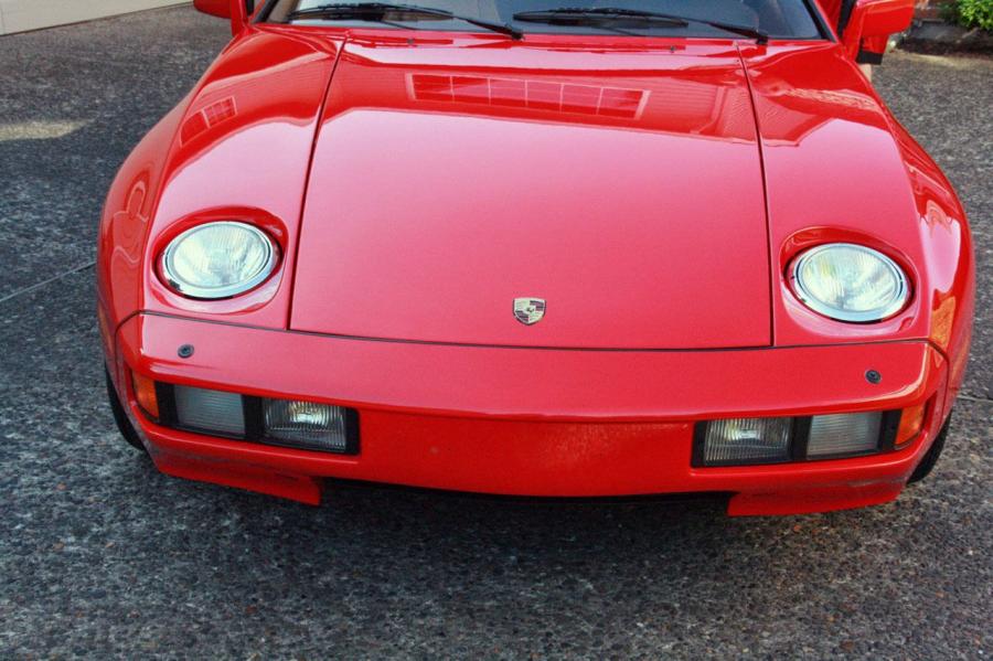 Porsche 928 Convertible by Carelli Design 1981 года  (фото 11 из 12)